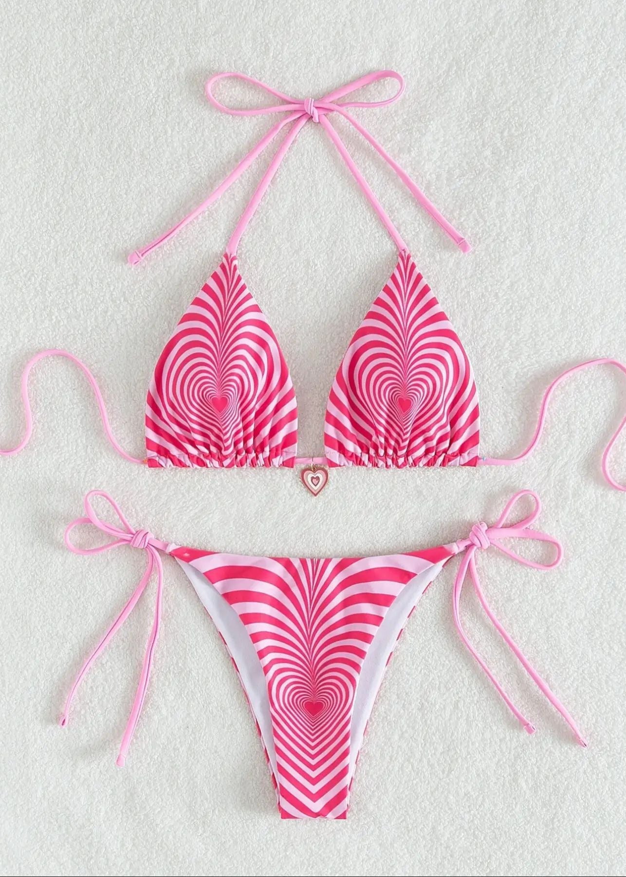 Heartwave - One-Piece Swimsuit with Optical Illusion Print