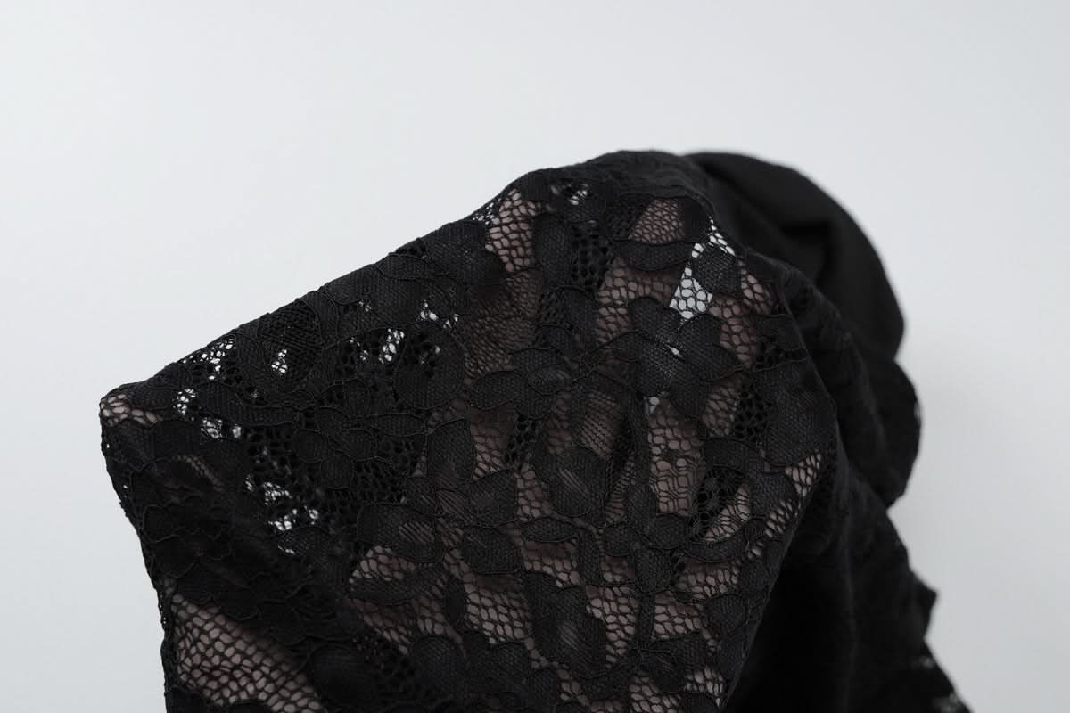 Long sleeve turnover collar lace button top