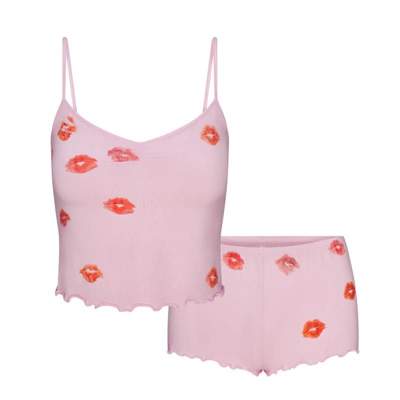U neck lips print ruffle cami short pant set