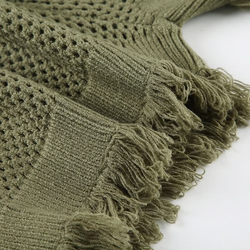 Knitted hollow out raw hem short pant