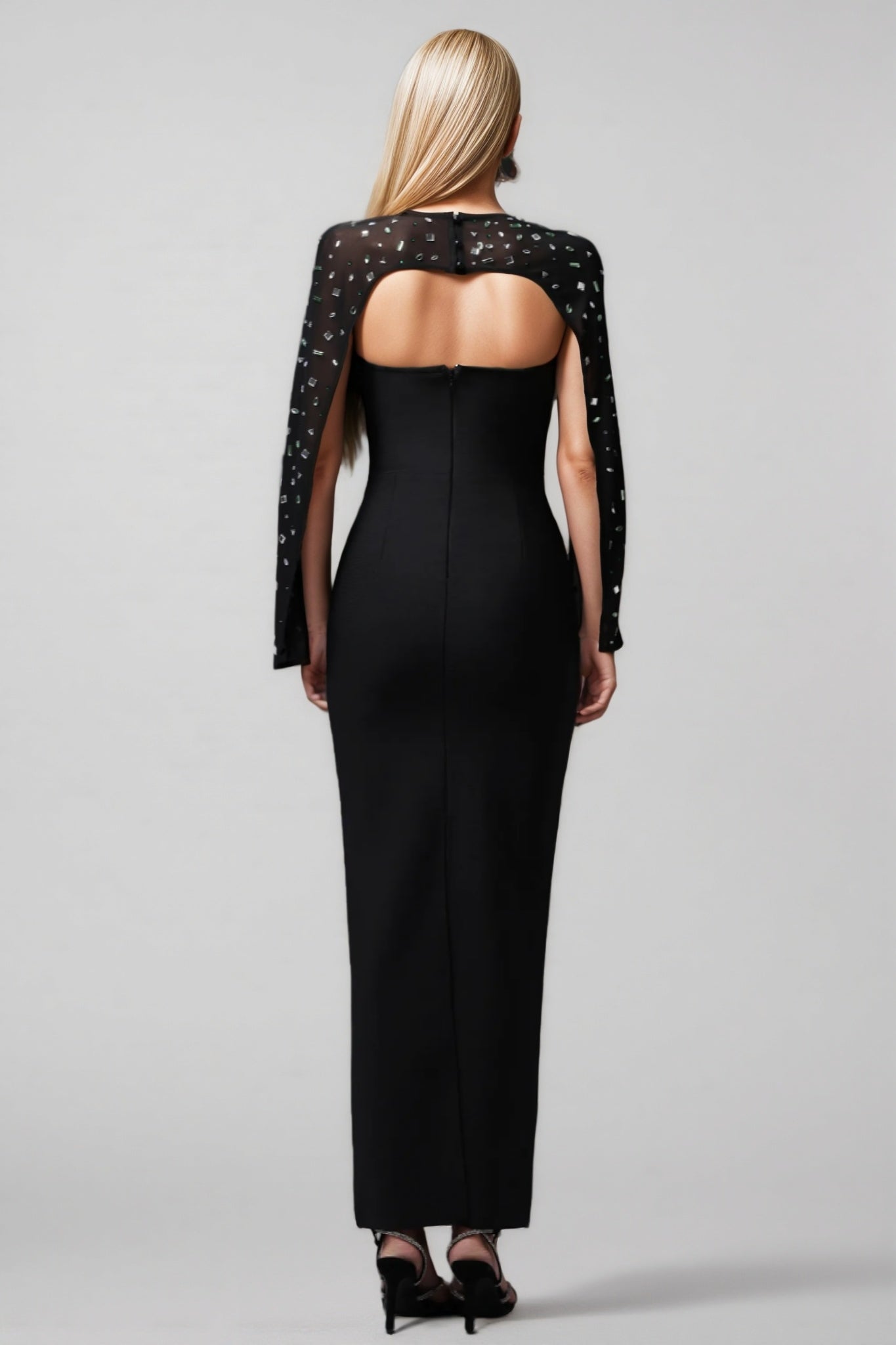 Trudie V-Neck Sleeveless Diamond Maxi Dress