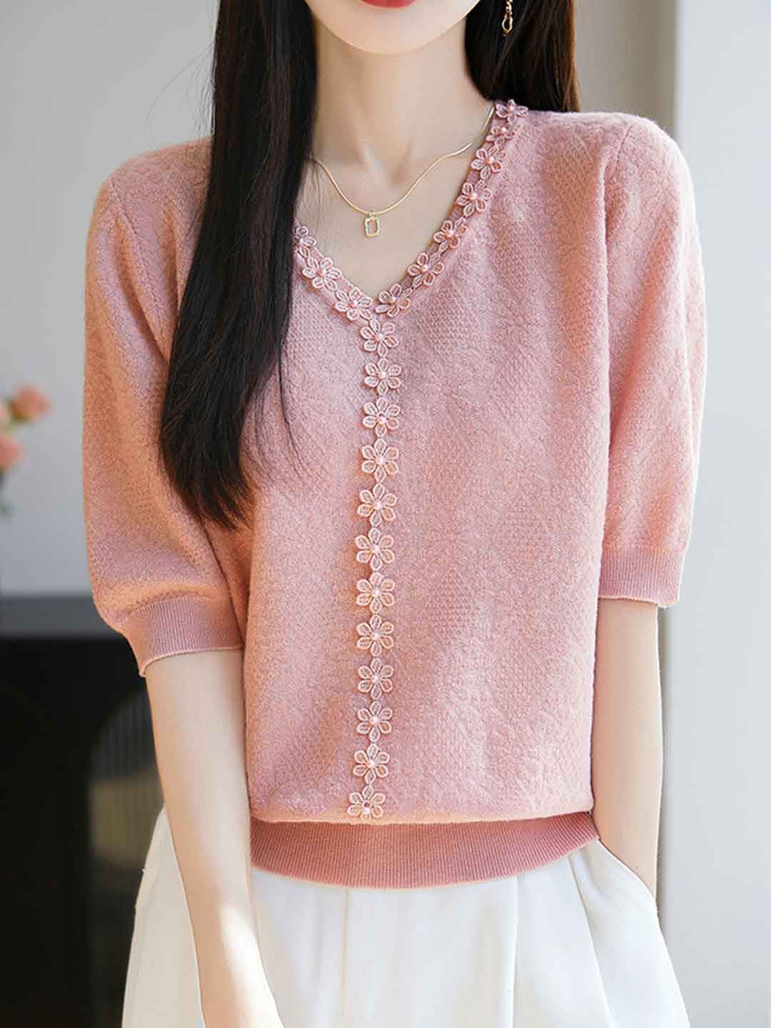 Ariana Loose V-Neck Beaded Floral Top