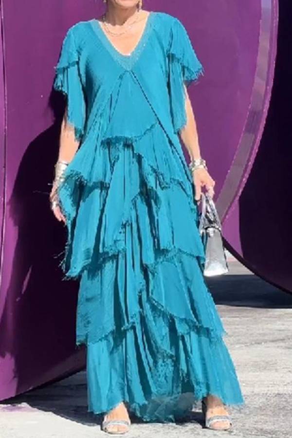 Elegant V-neck Fashionable Cake Long Dress