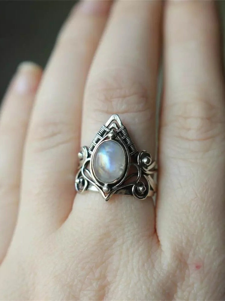 Retro Green Moonstone Ring main image 1