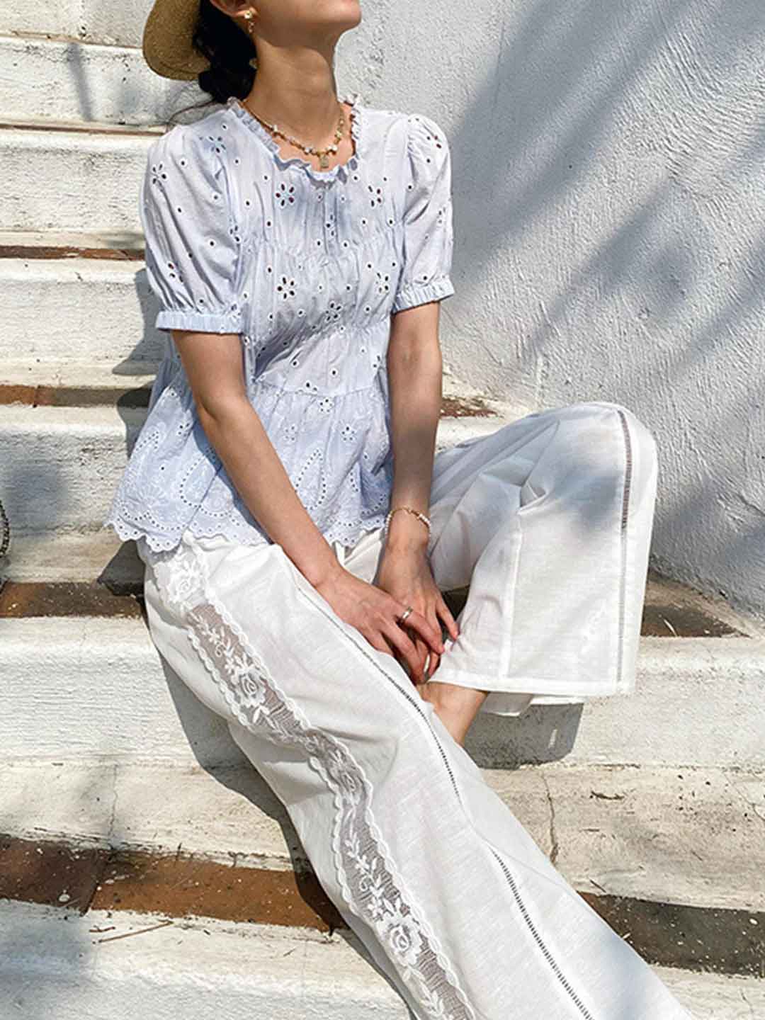 Arianna Retro Auricular Puff Sleeve Embroidered Top