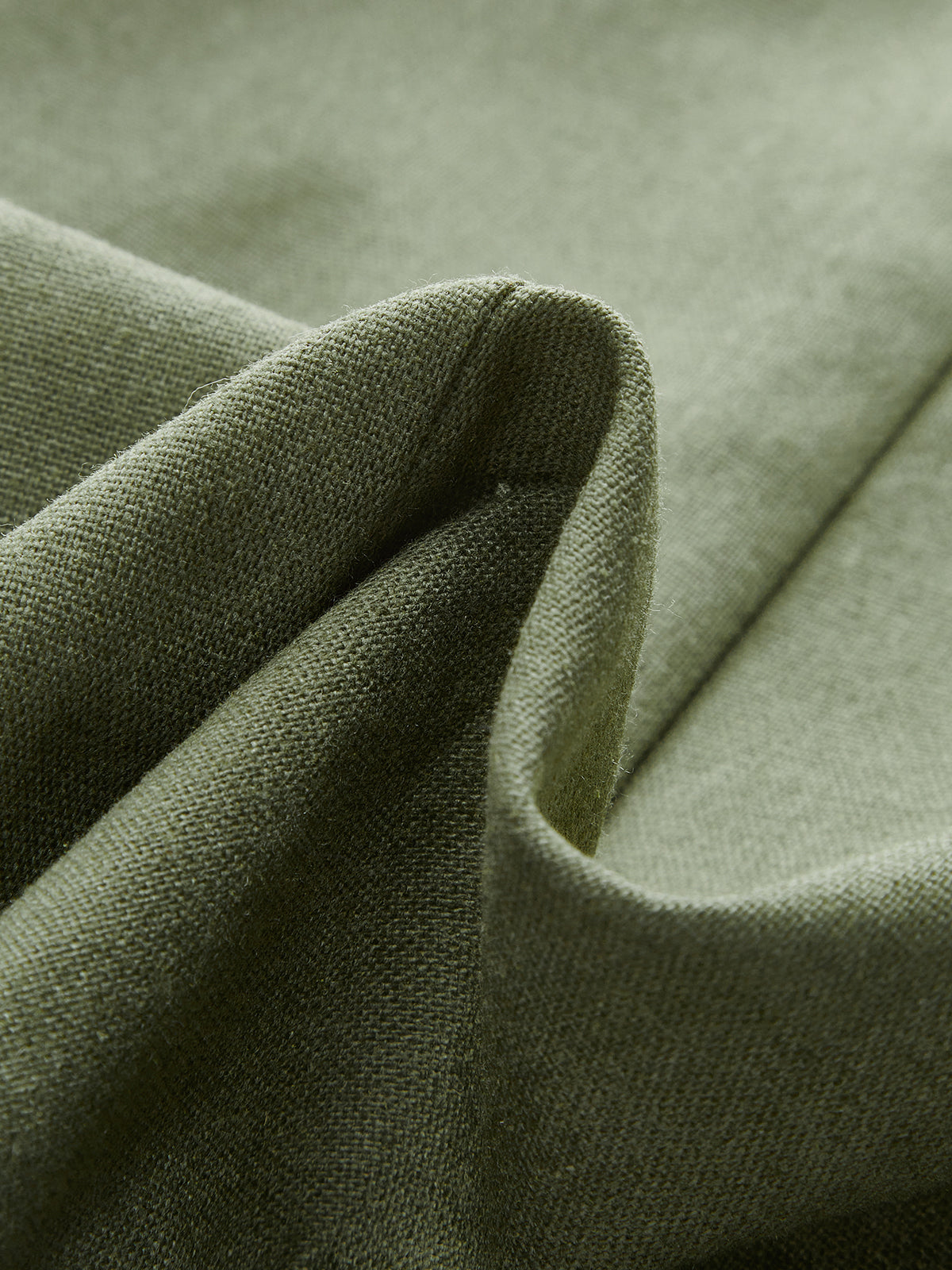 V-Neck Buttoned Shorts Set With Belt