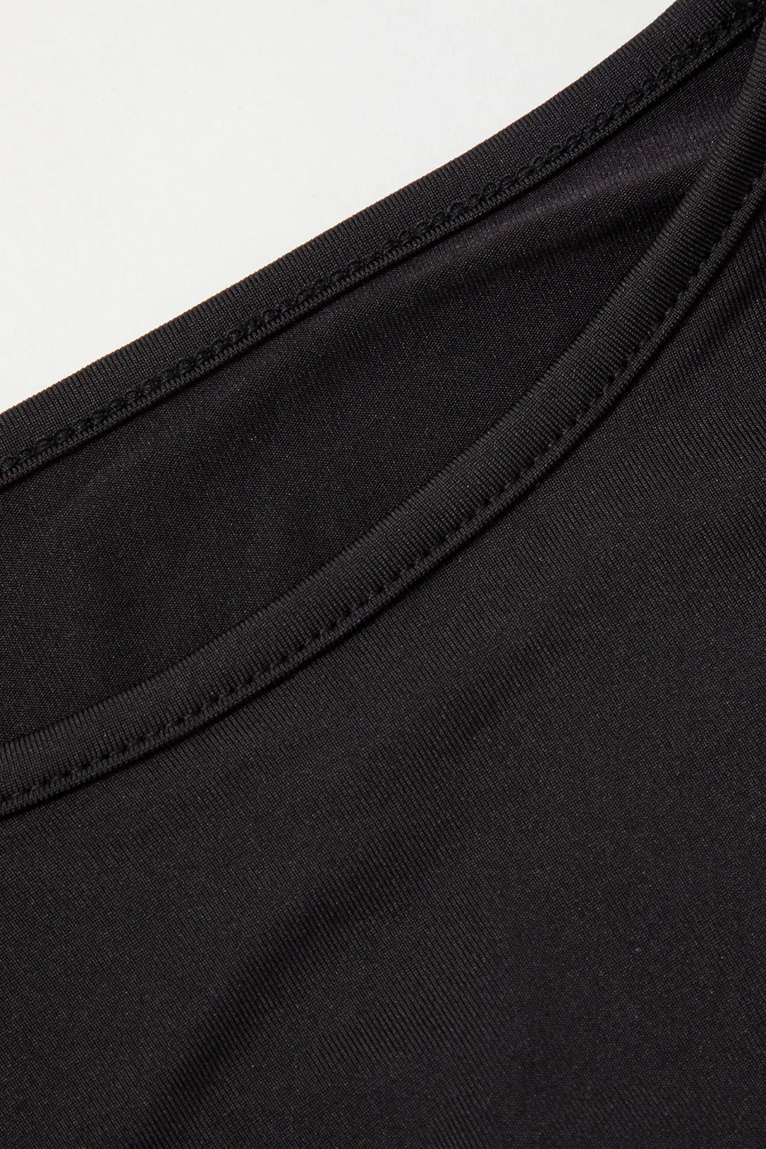 Hilia Black Round Collar Long Sleeve Top