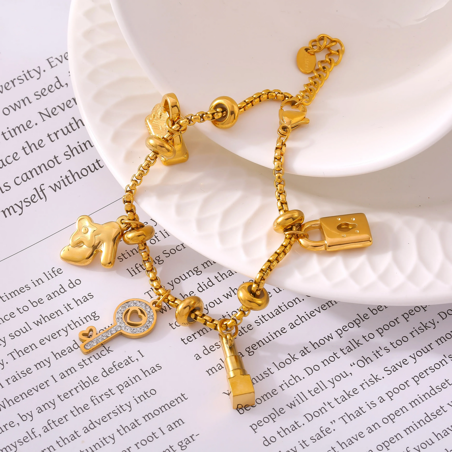 Pand0ra Charm Bracelet