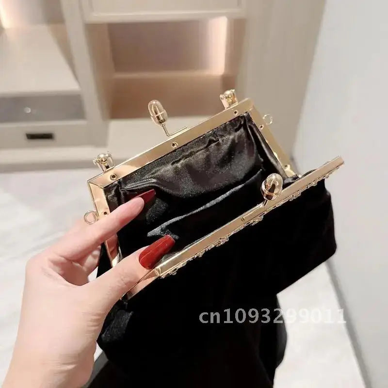 Mysterious Black Velvet Evening Party Wedding Clutch Bag