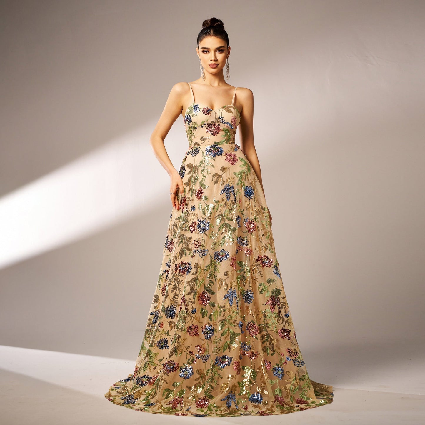 High Class Elegant Sleeveless off Neck Strap Cocktail Sequined Large Swing Evening