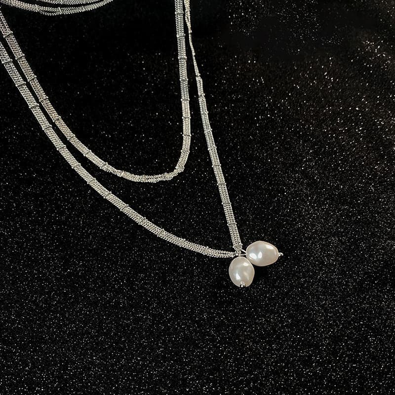 Layered faux pearl pendant choker necklace