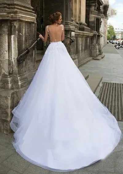 Deep V-Neck Sleeveless Lace Wedding Dress
