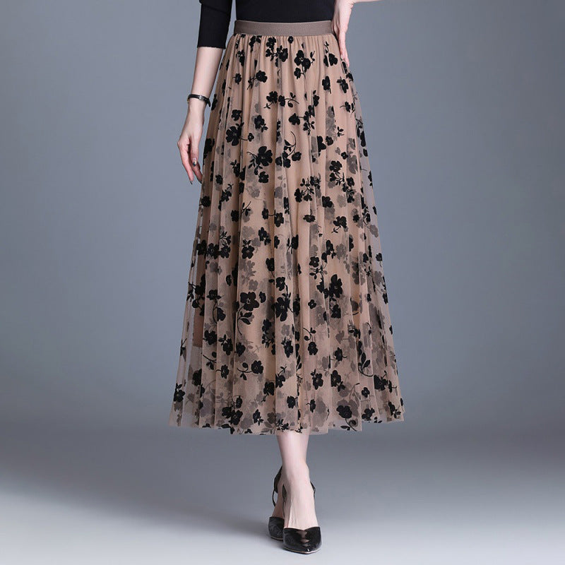AmyVictoria | Chic Floral Midi Skirt