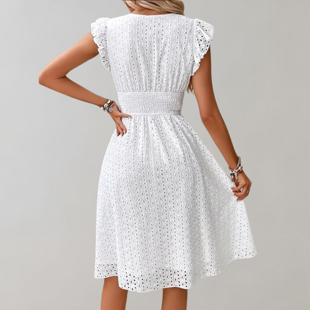 Sleeveless Summer Dress with Ruffles – Elegant White Dress for Warm Days