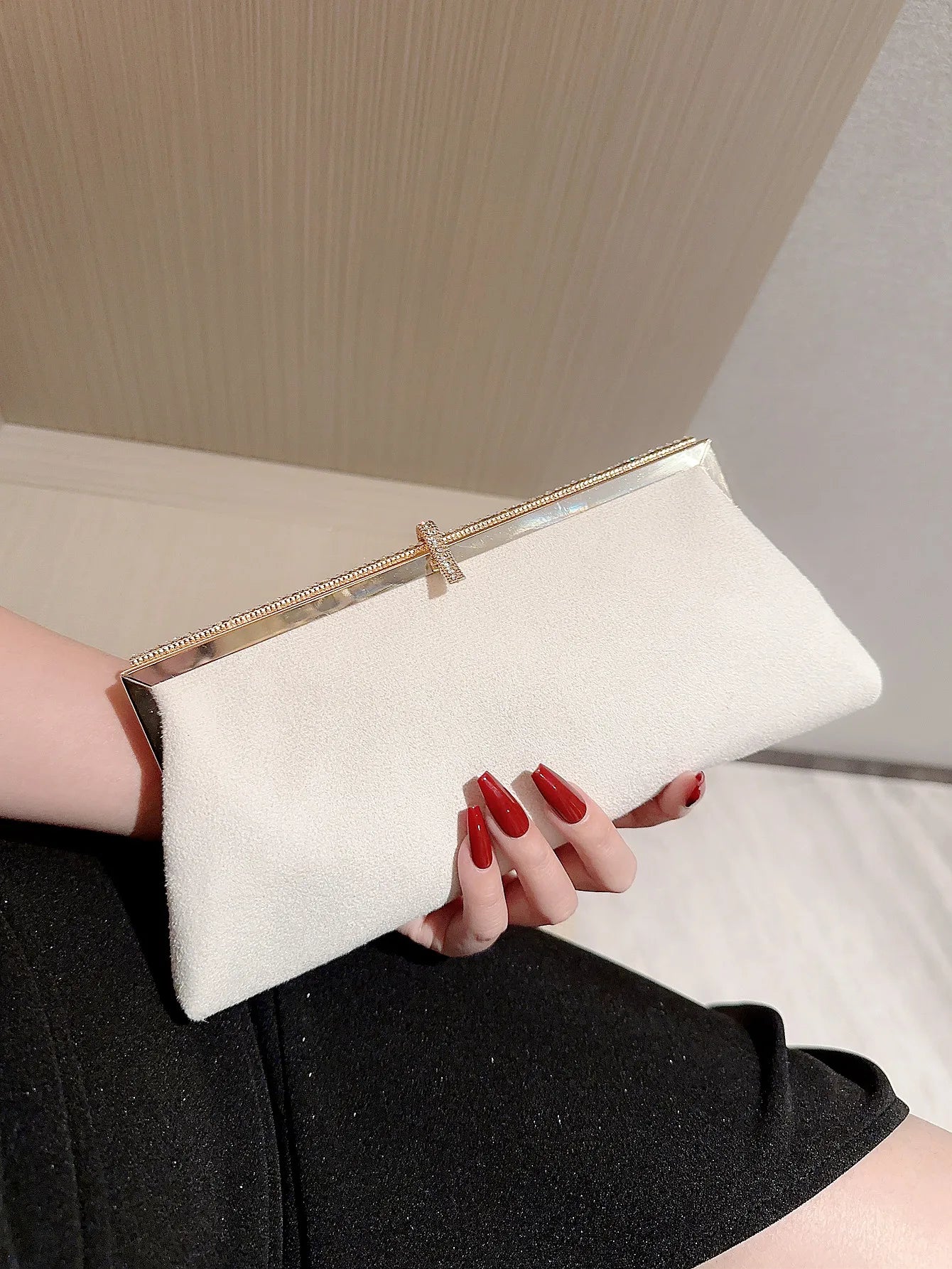 Velvet Fish Hook Rhinestone Decorated Evening Clutch Party Wedding Bag