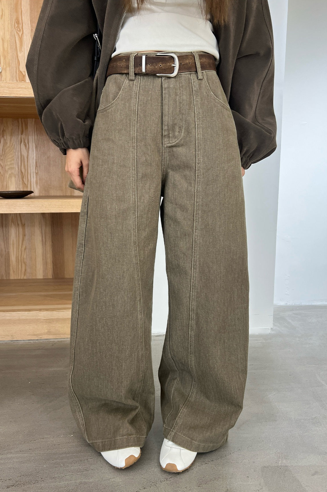 Vintage Wide-Leg Tapered Pants