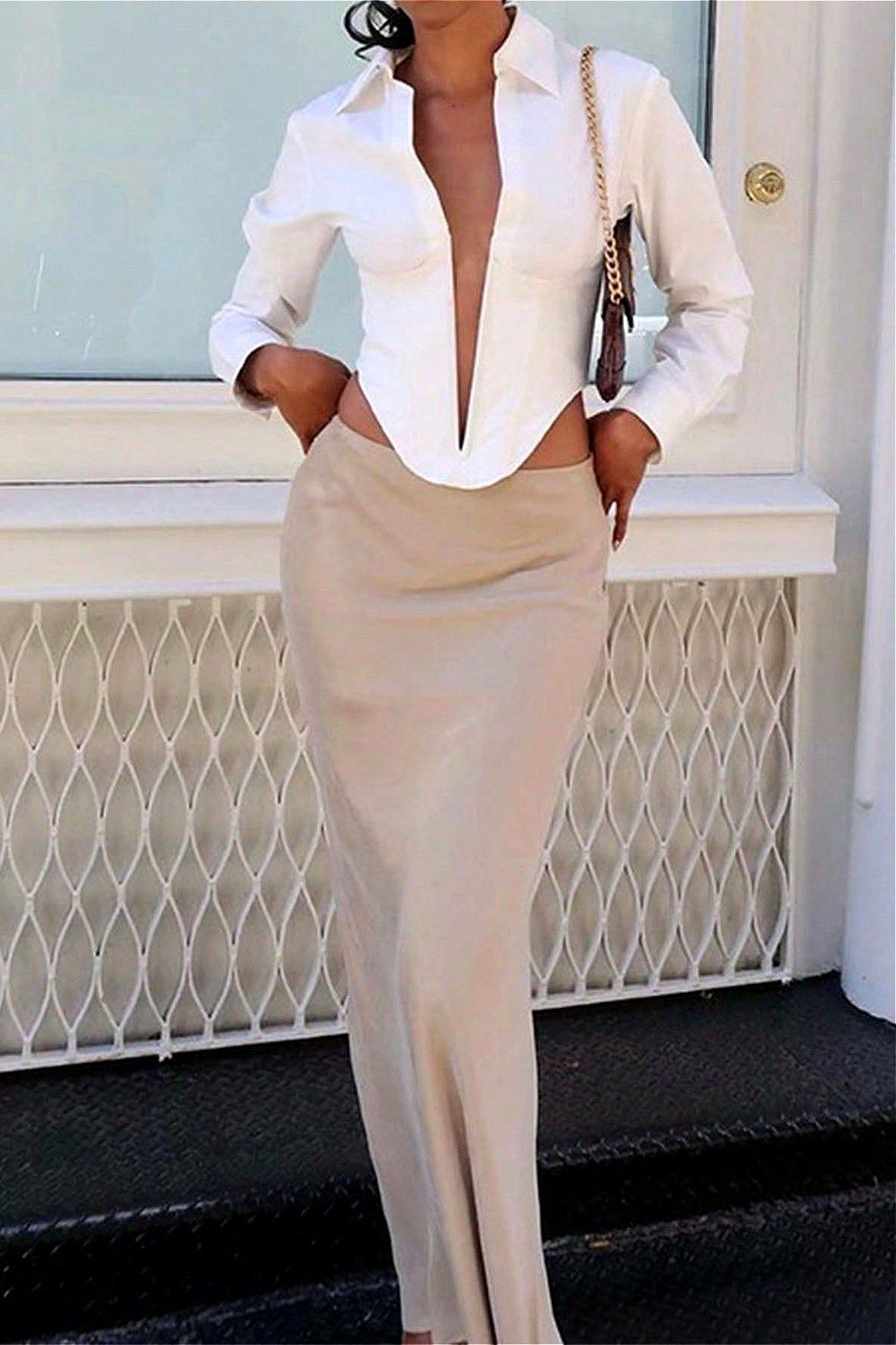 Solid Irregular Deep V Collared Slim Blouse
