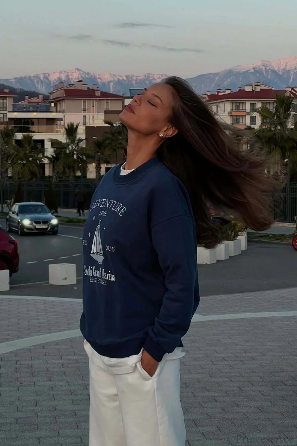 Chic Printed Crew Neck Oversized Long Sleeve Sweatshirt