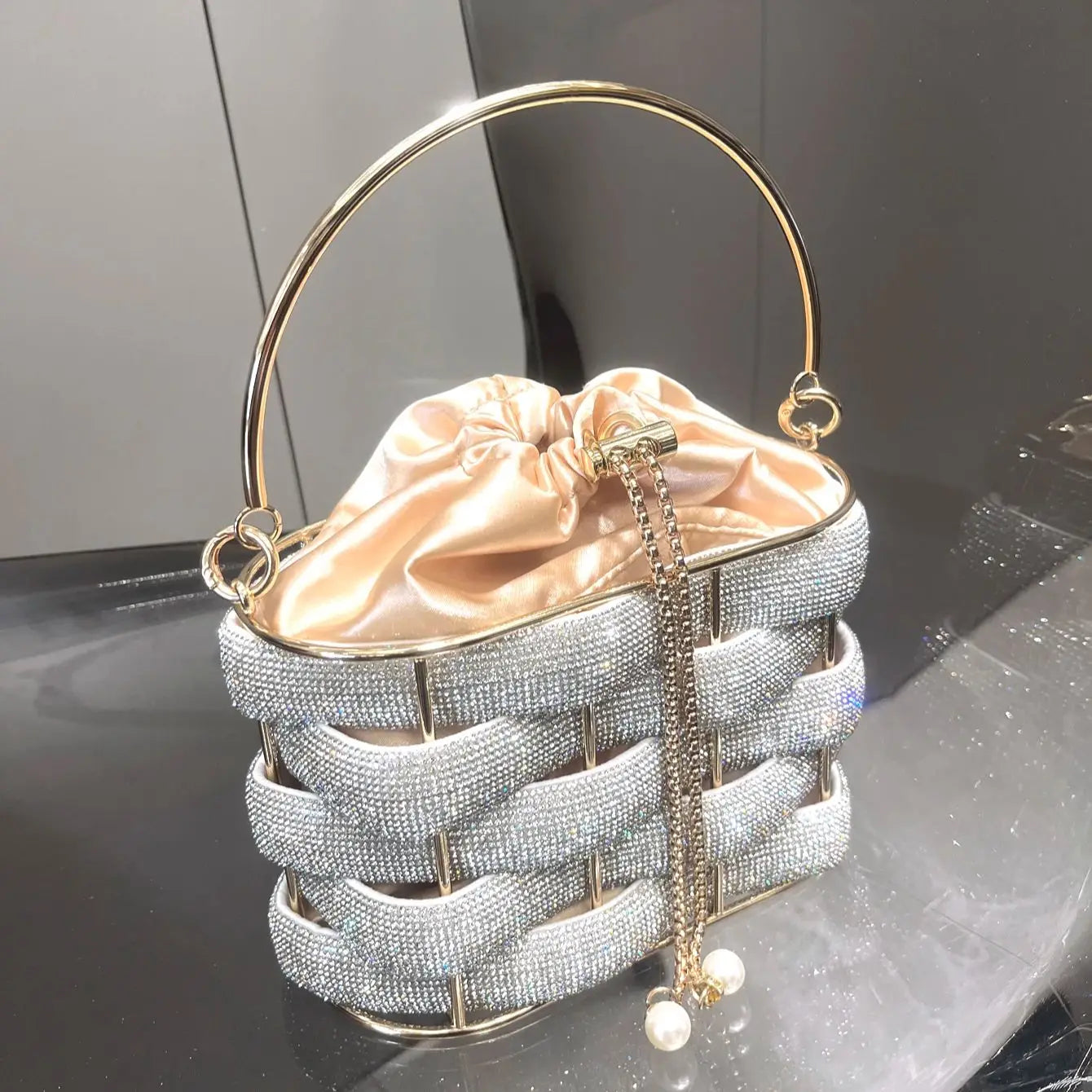 Handmade Rhinestone Luxury Crystal Clutch Bucket Bag