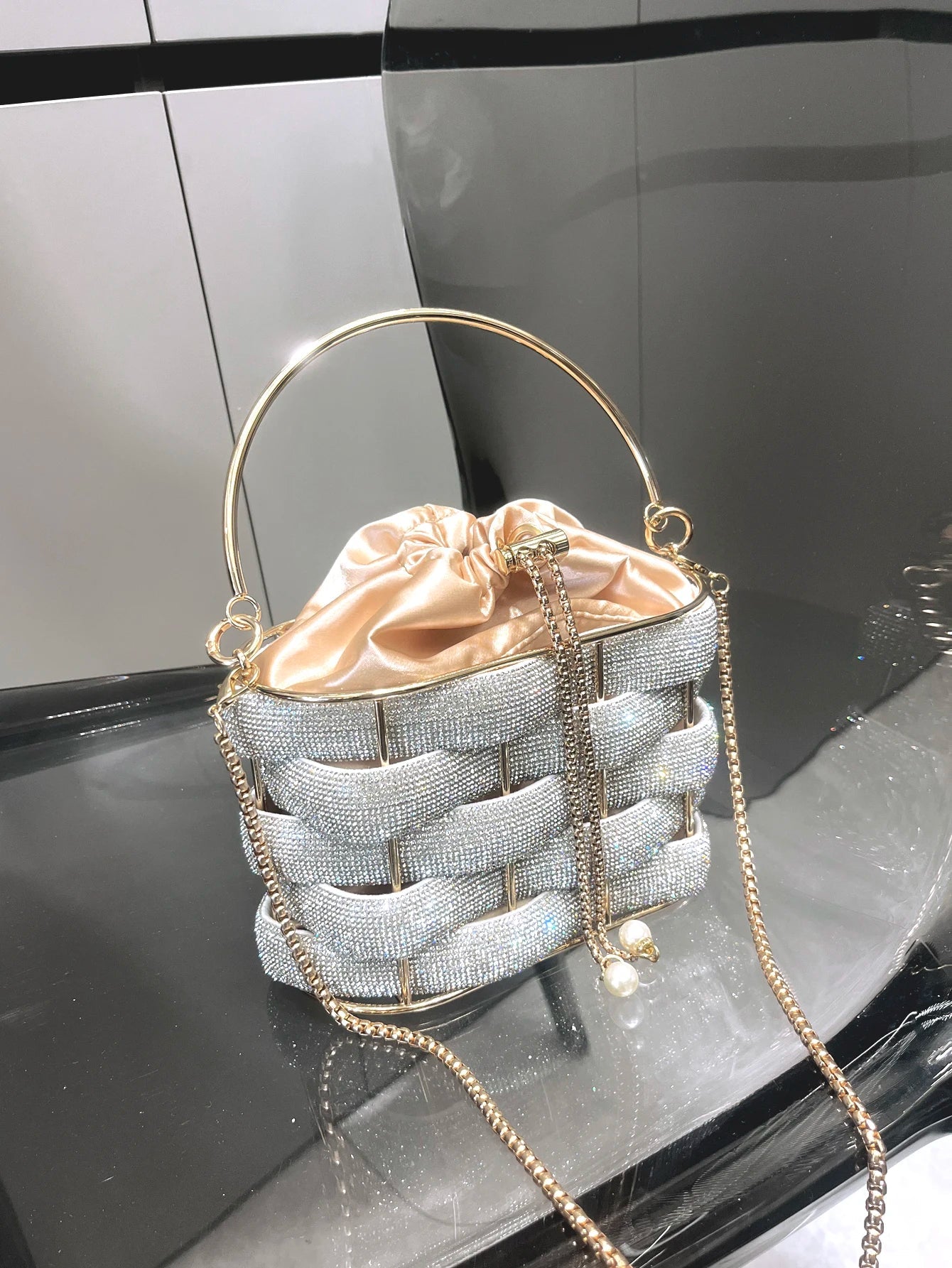 Handmade Rhinestone Luxury Crystal Clutch Bucket Bag