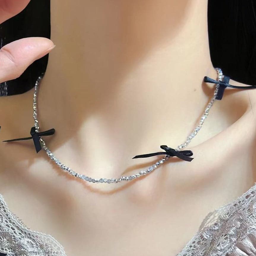 Bowknot beaded choker necklace