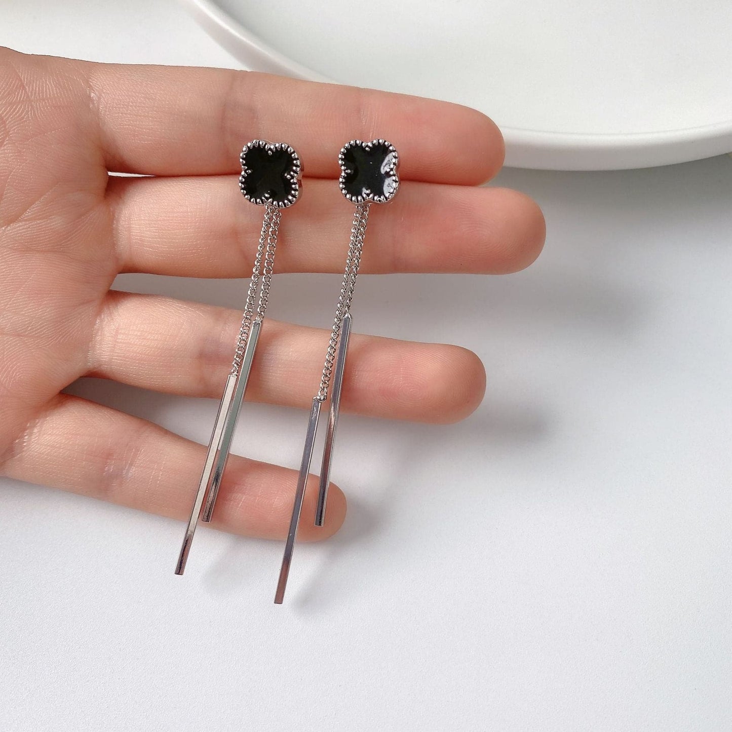 Four leaf clover tassels stud earrings