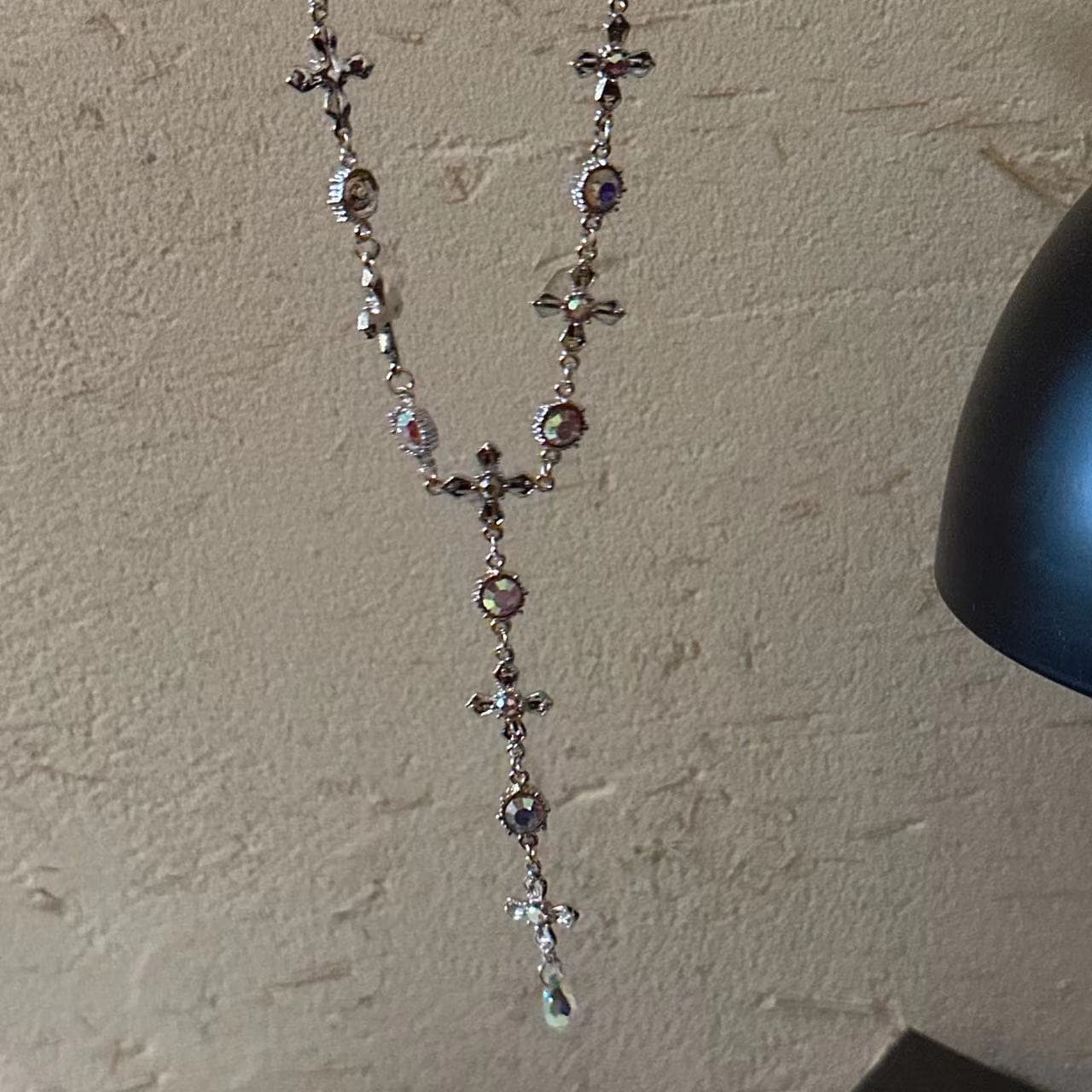 Cross pendant rhinestone metal chain choker necklace