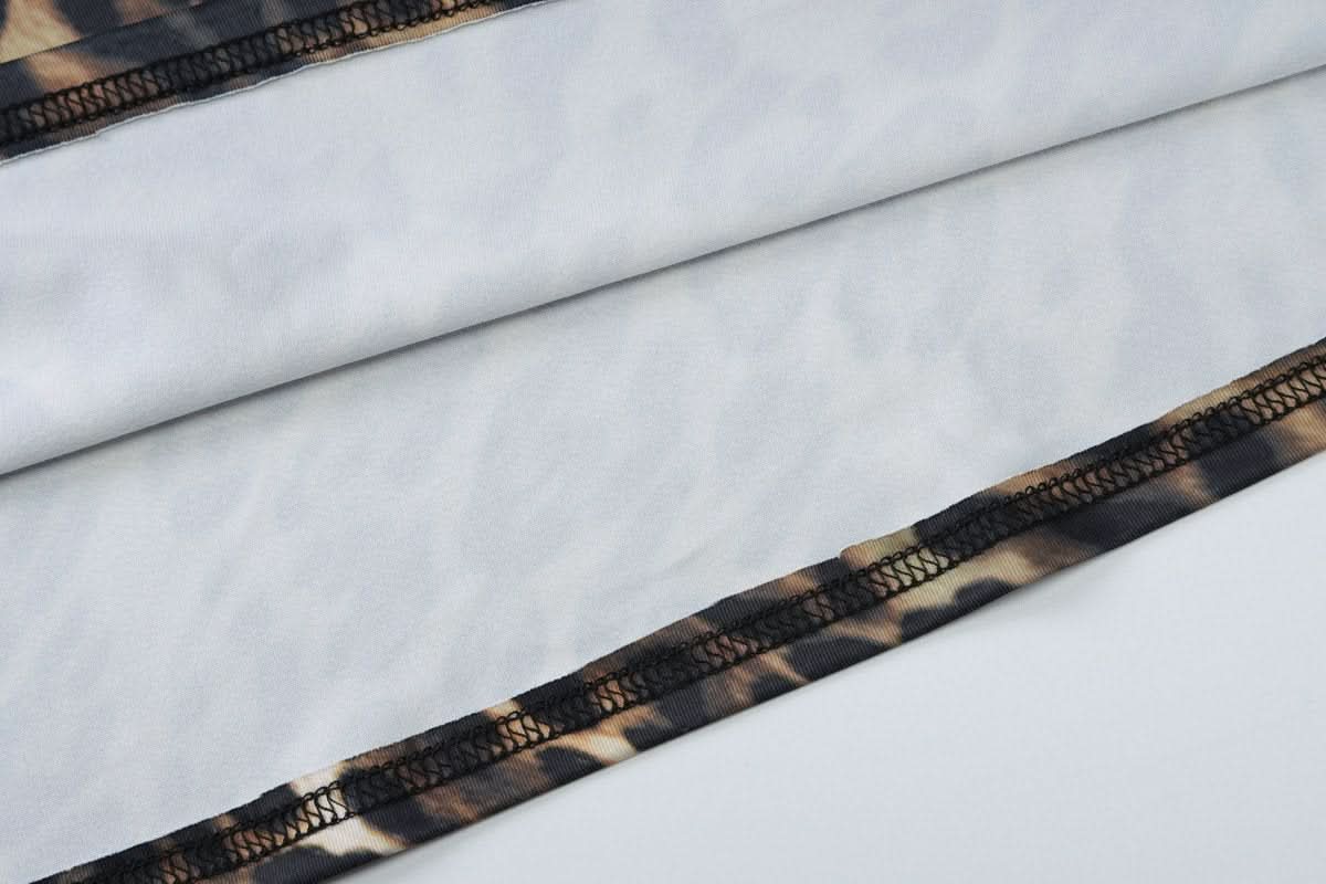 Leopard print contrast mini skirt