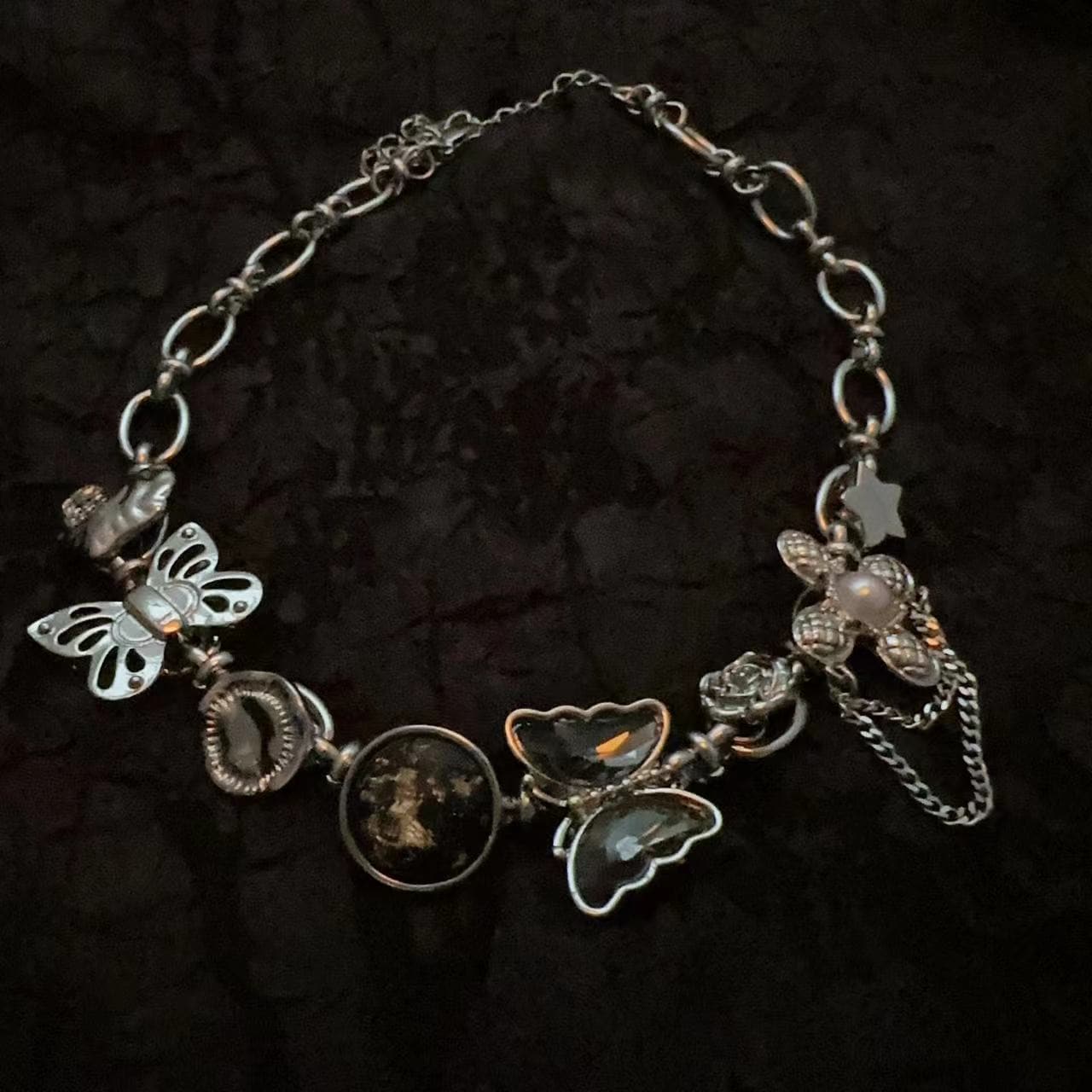 Butterfly rhinestone metal chain choker necklace