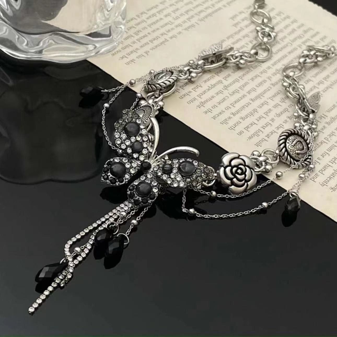Butterfly decor black rhinestone choker necklace