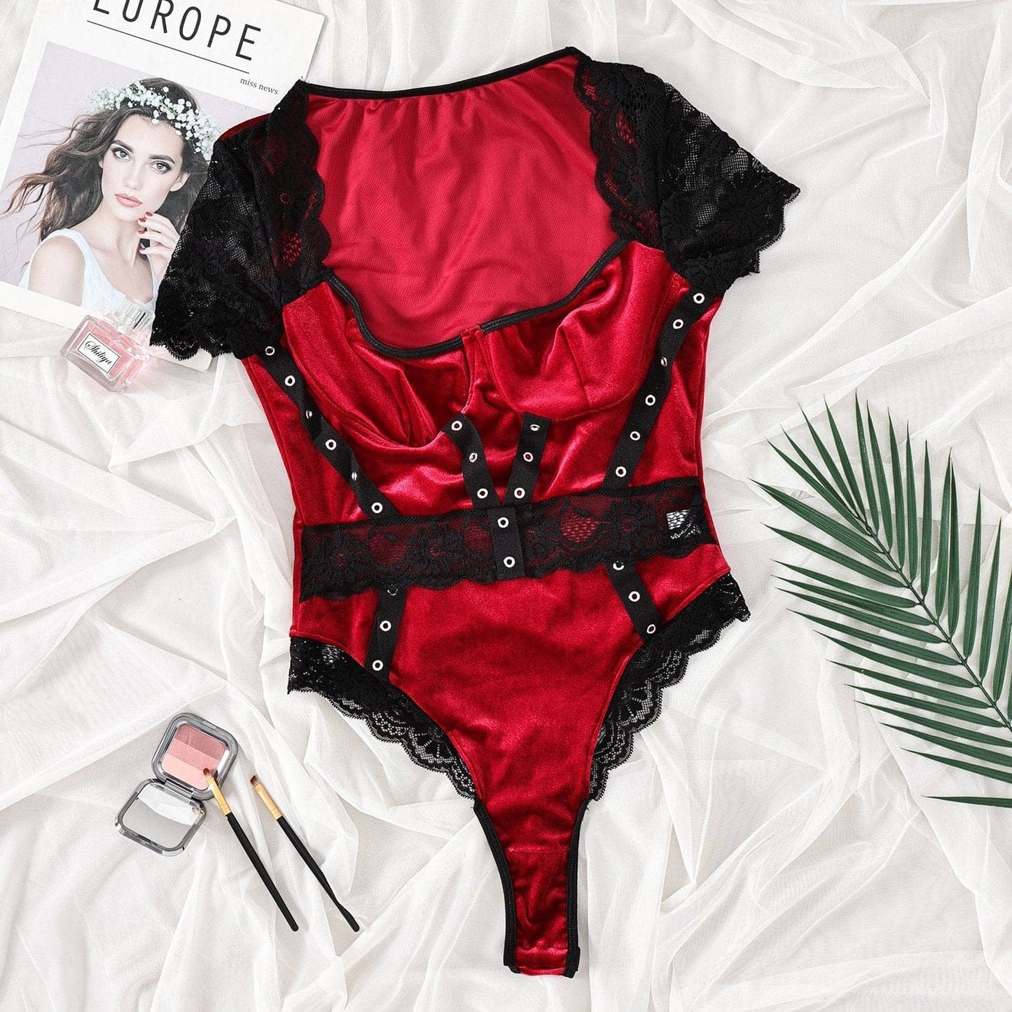 Short sleeve lace velvet patchwork bodysuit