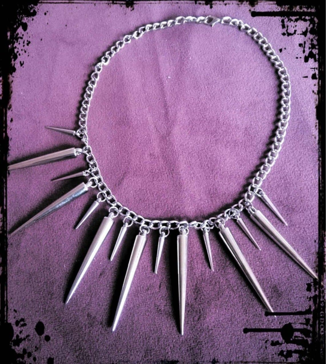 Pendant metal chain layered choker necklace