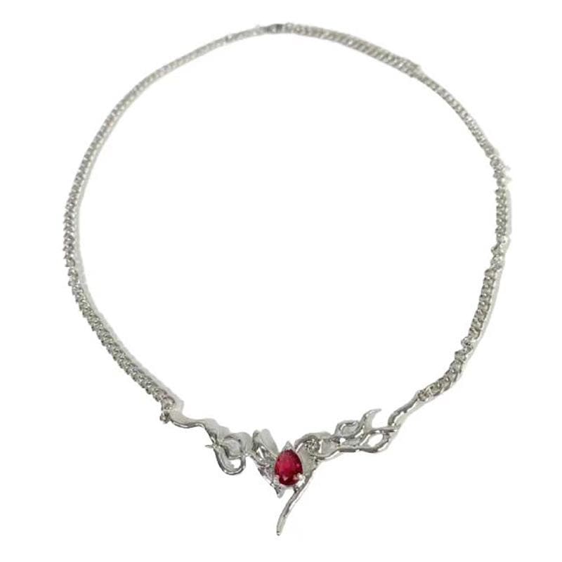 Heart pendant chain contrast necklace