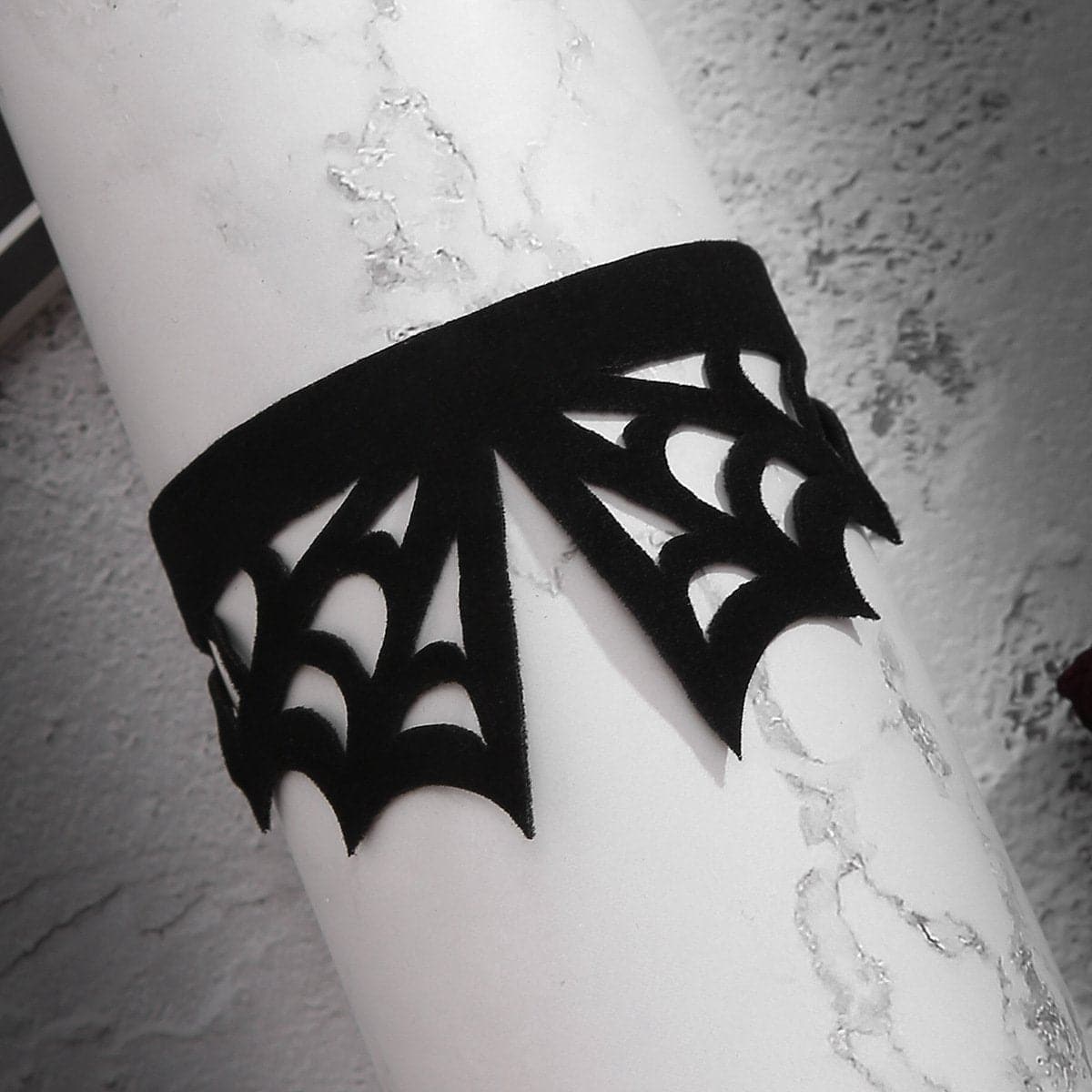 Spider web velvet solid bracelet