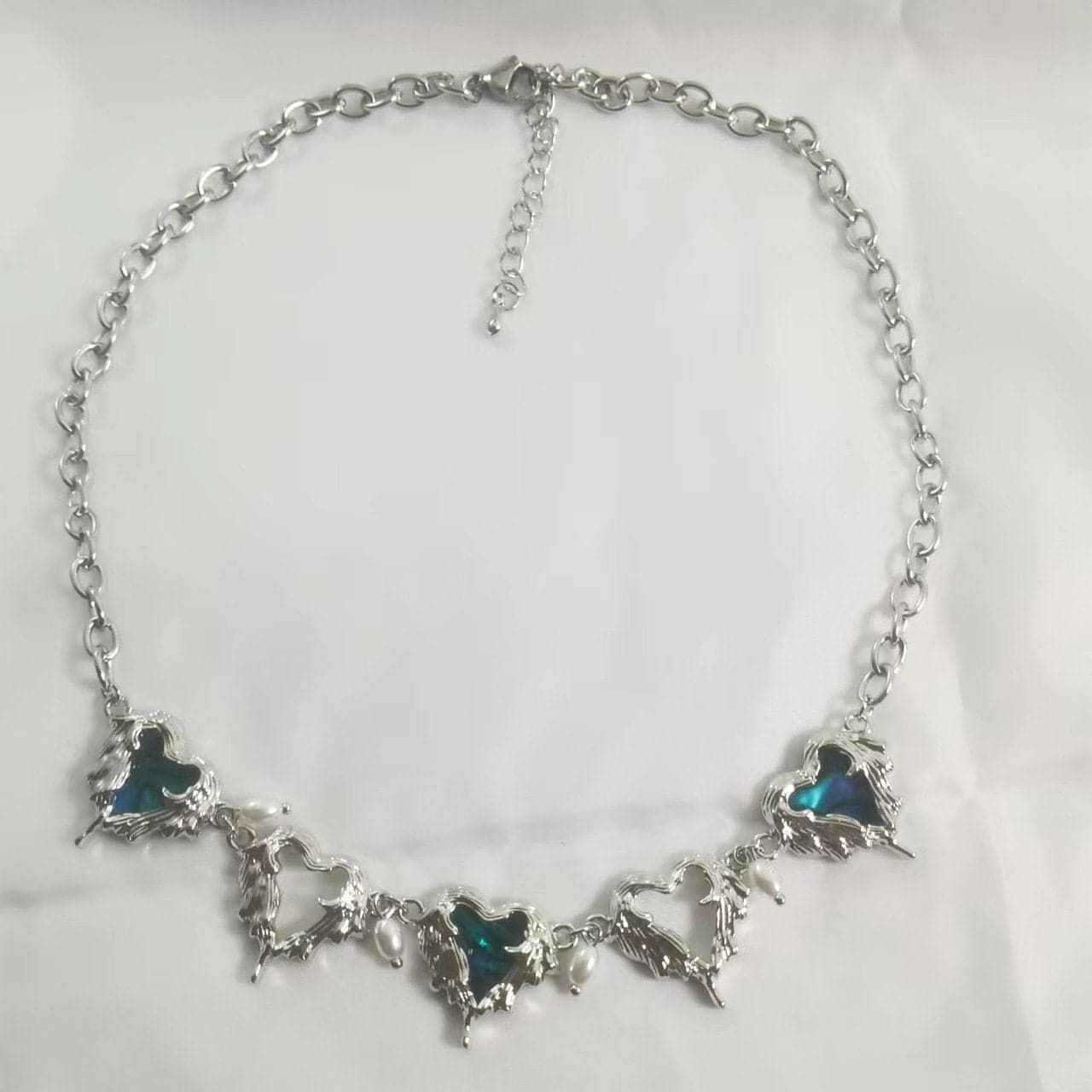 Blue rhinestone heart decor choker necklace