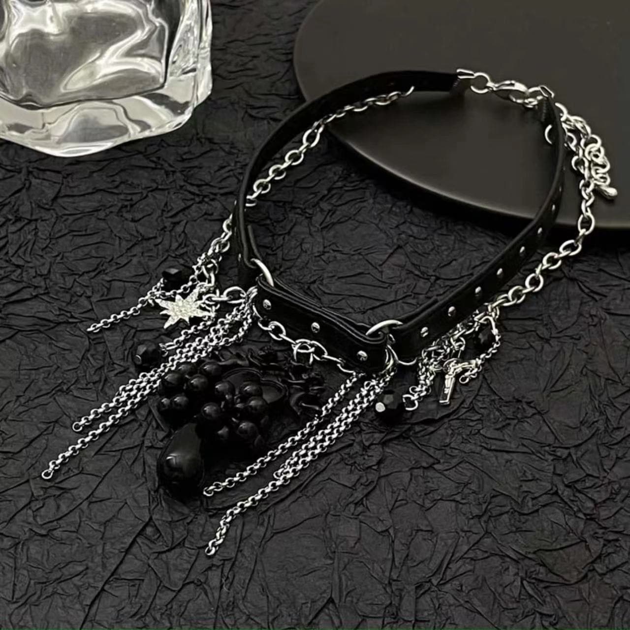 Heart pendant PU leather tassels choker necklace