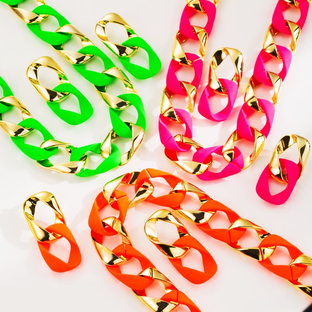 Patchwork contrast metal chain necklace
