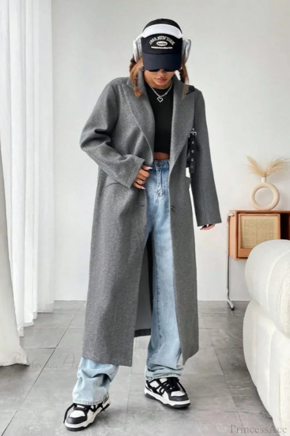 Minimalist Solid Color Elegant Notched Collar Relaxed Wool Overcoat