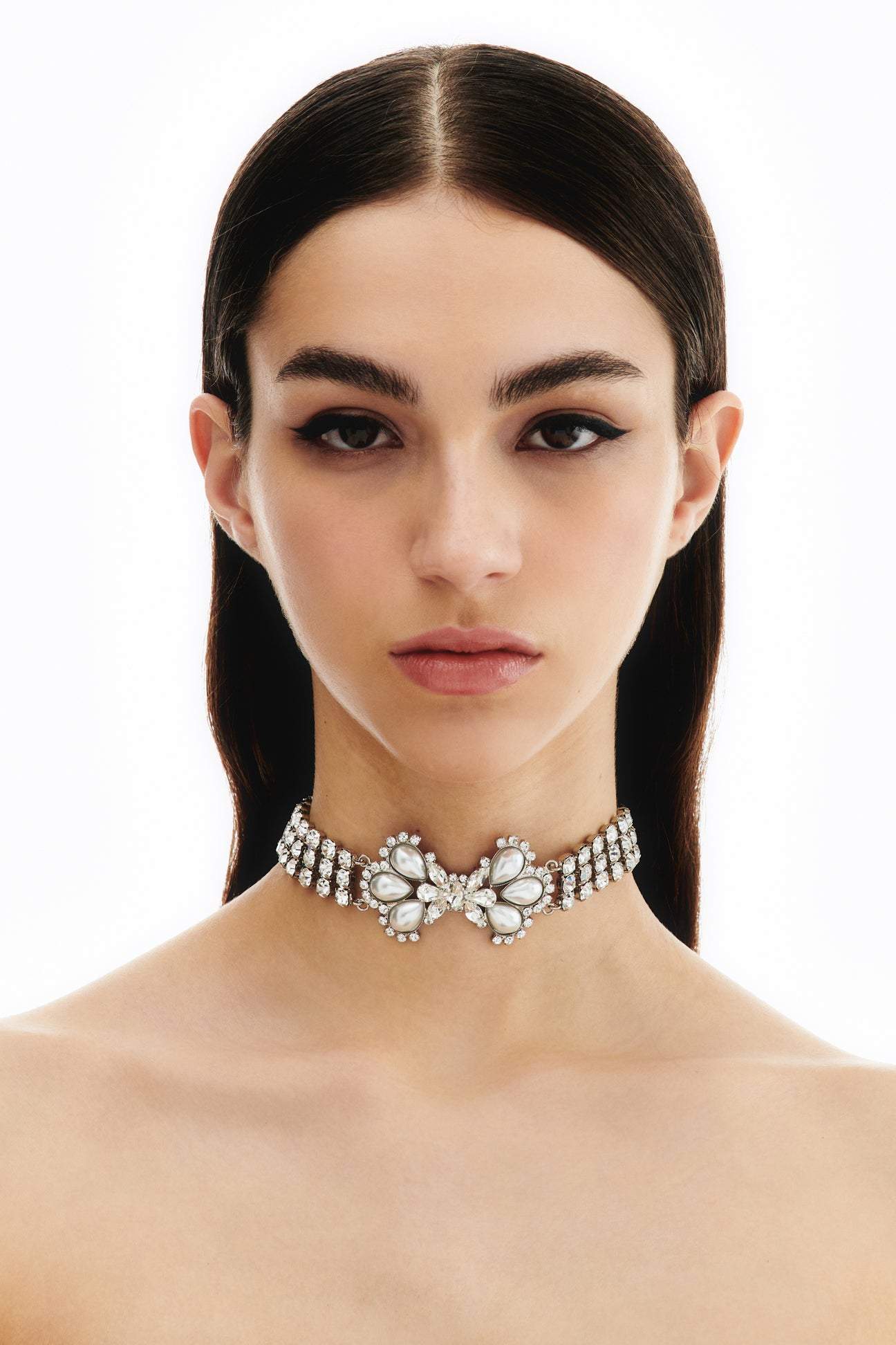 Pearl Bow-tie Diamante Choker