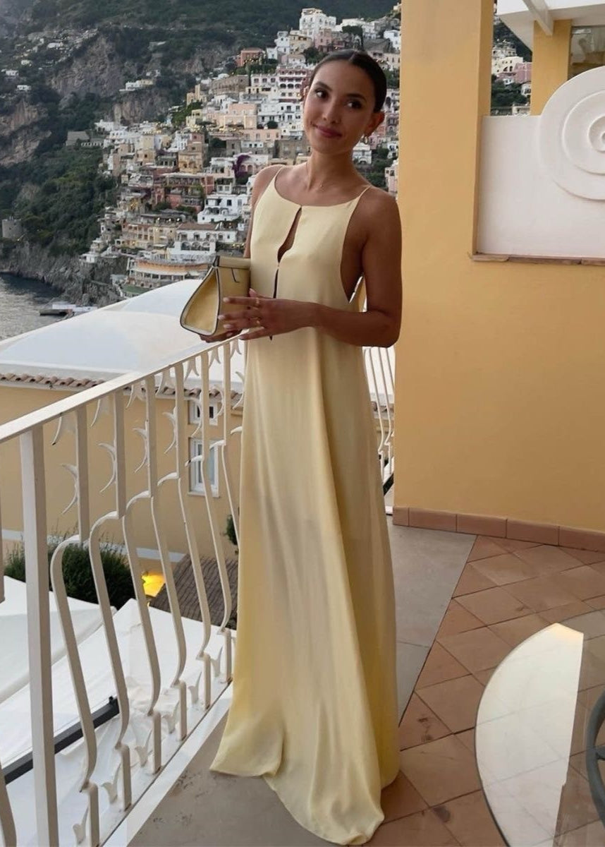 Luciana - Backless Linen Maxi Dress with Keyhole Detail
