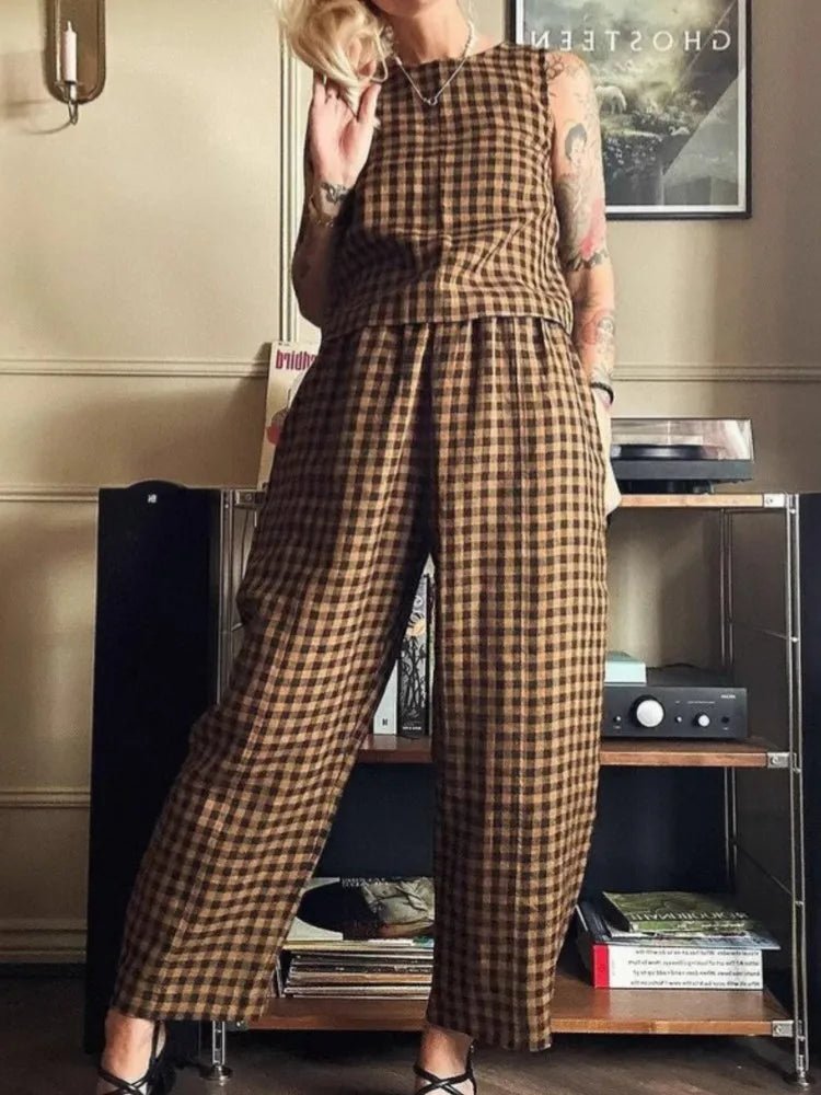 Wren Plaid Sleeveless Vest Nine Point Pants Set