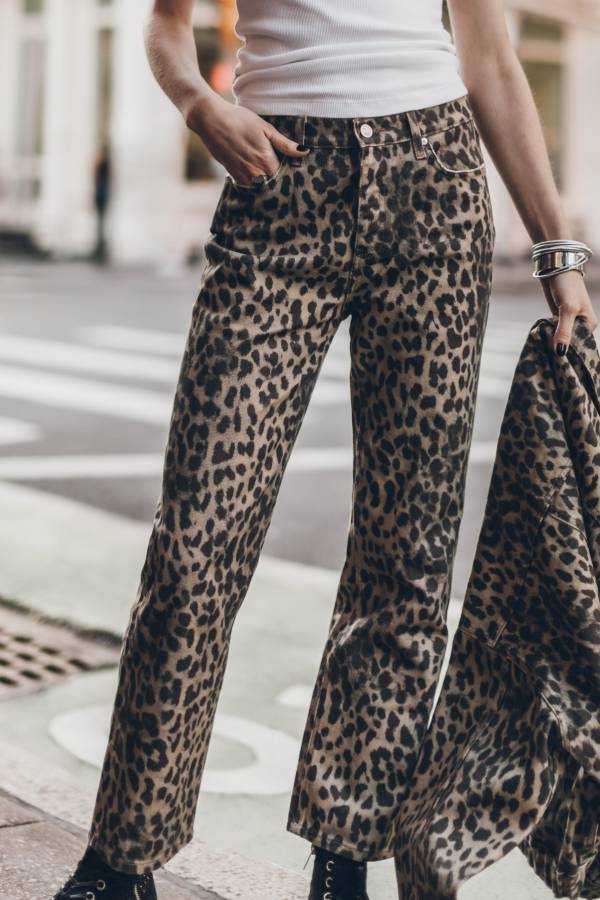 The Leo Cropped Straight Jeans