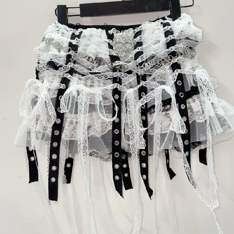 Lace tassels skull applique mini skirt