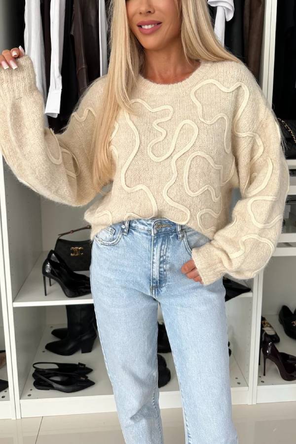 Beautiful Mood Knit Contrast Color Sewing Line Pattern Loose Sweater