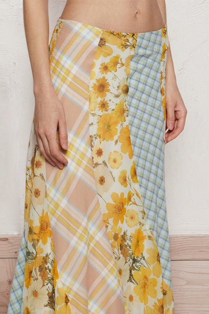 Contrast Floral Panel Straight Skirt