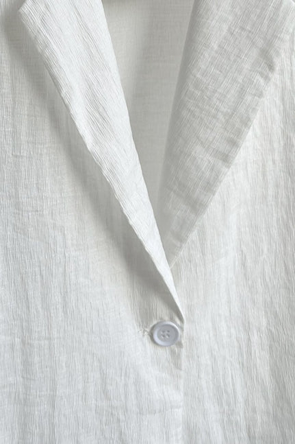 Lightweight Linen-Look Blazer