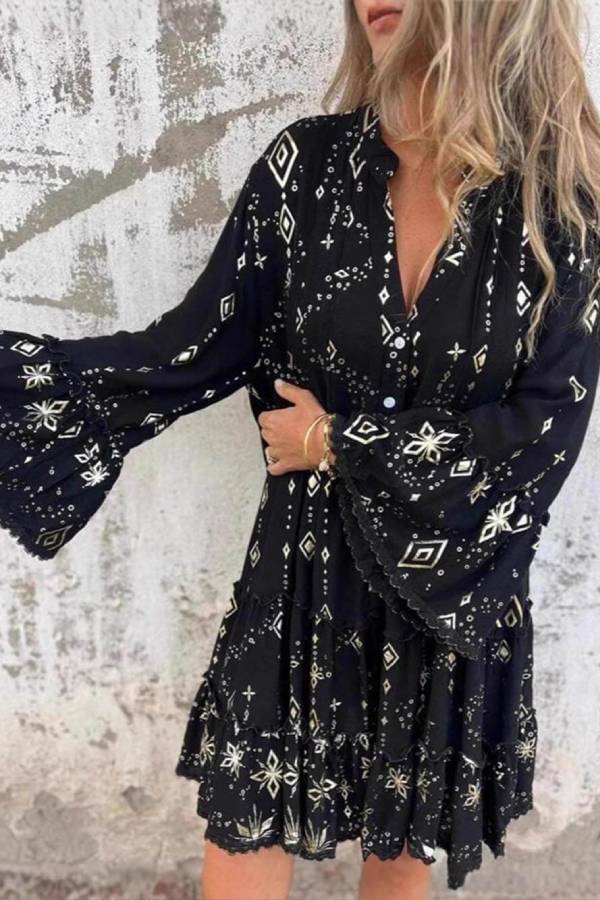 Fashionable Trumpet Lace Sleeve Hollow Dress