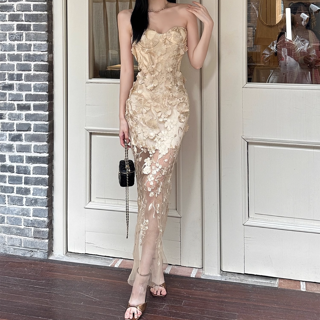 Sweetheart neck flower applique tube maxi dress