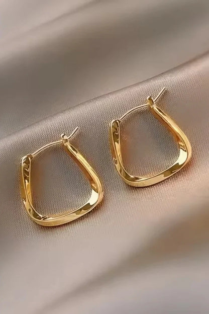 Anais Hoops