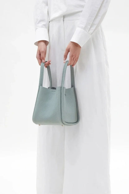 Minnie Medium Bucket Bag